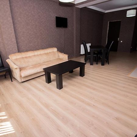Tbili House Hotel Tbiliszi Kültér fotó