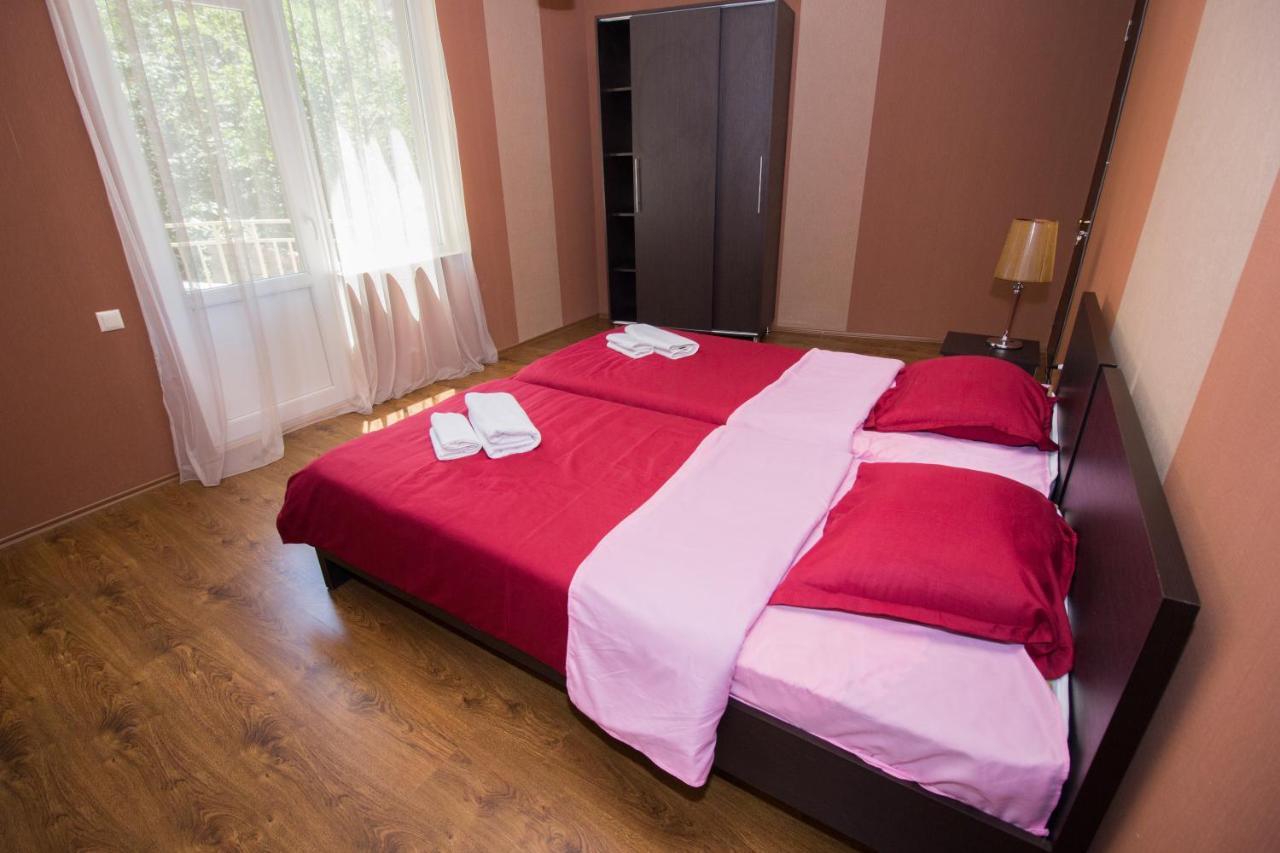 Tbili House Hotel Tbiliszi Kültér fotó