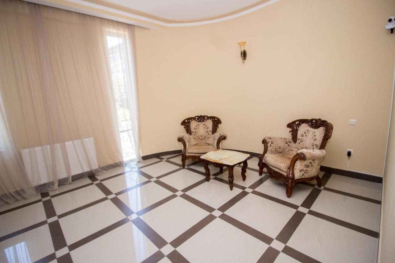Tbili House Hotel Tbiliszi Kültér fotó