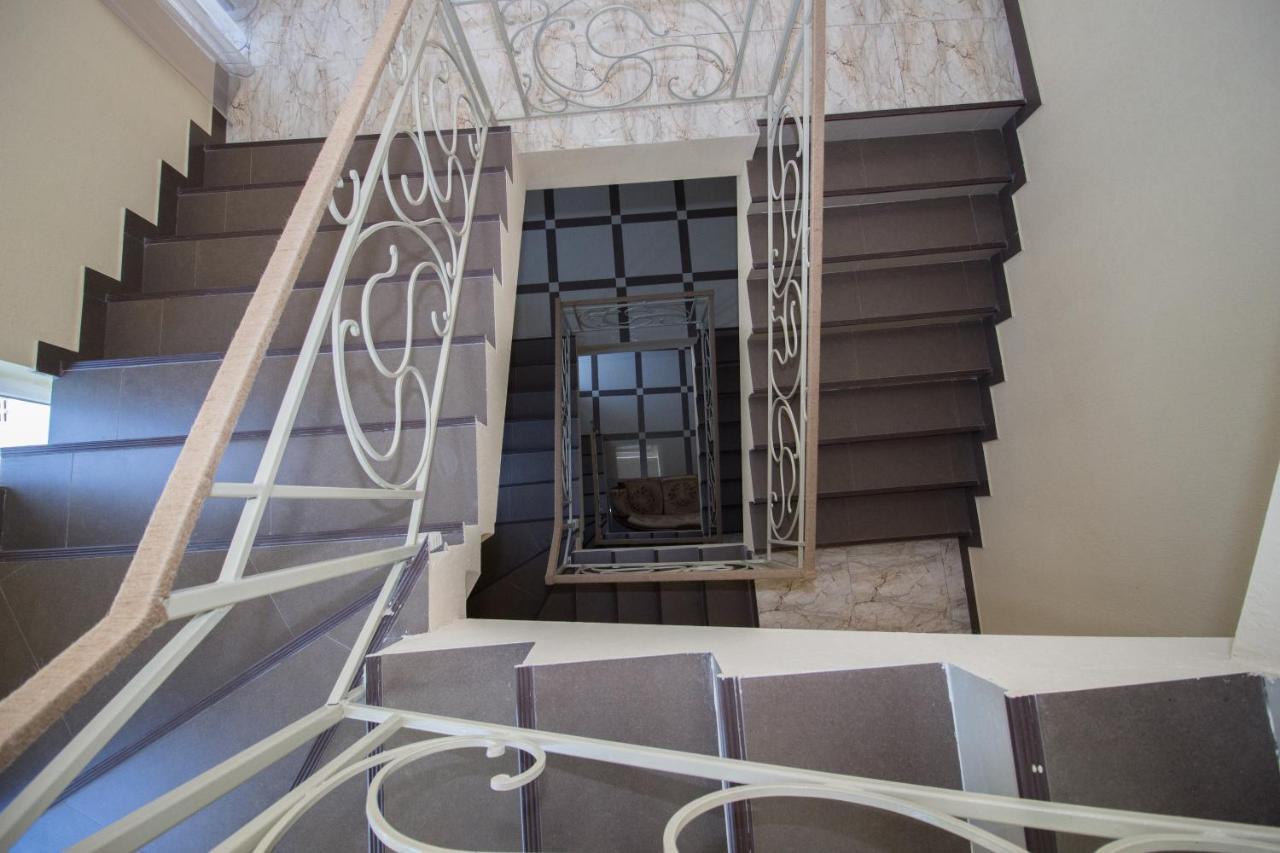 Tbili House Hotel Tbiliszi Kültér fotó