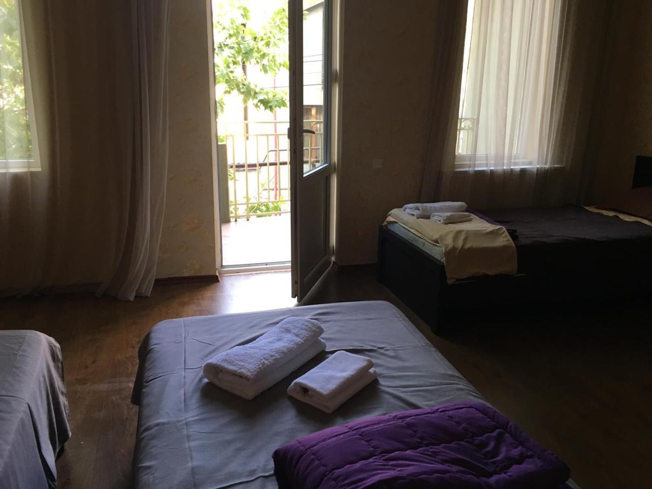 Tbili House Hotel Tbiliszi Kültér fotó